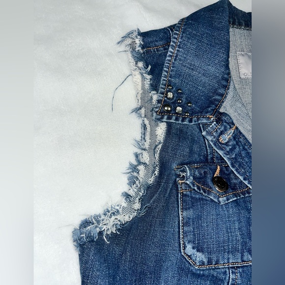 Frida Kahlo Upcycled Embellished Denim Vest - Picture 4 of 13